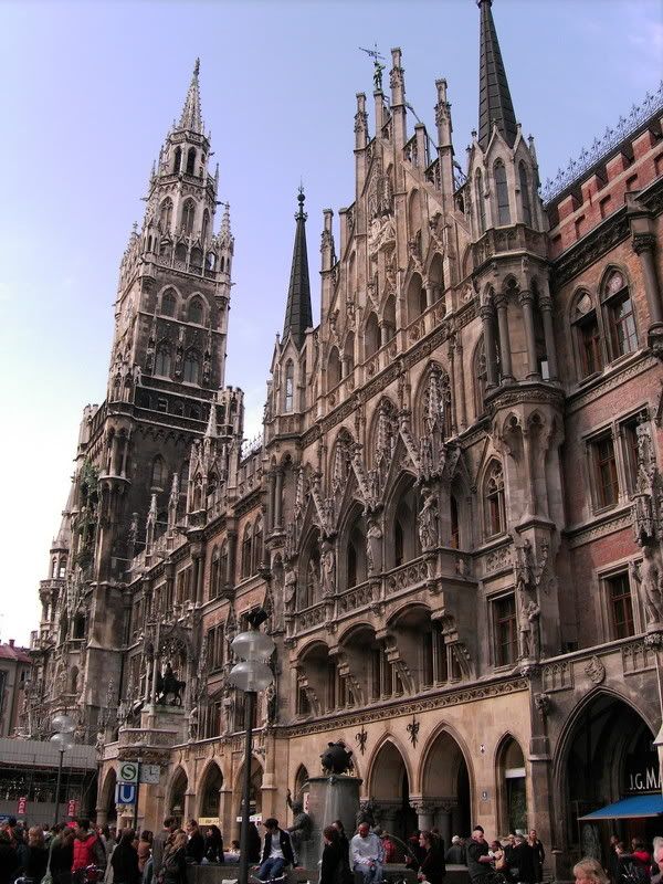 rathaus_neu.jpg