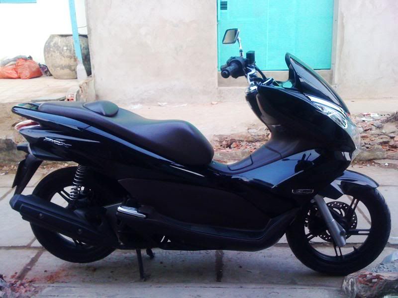 HCM- bán 1 PCX BLACK mới keng chính chủ GIÁ rẻ 39,7T