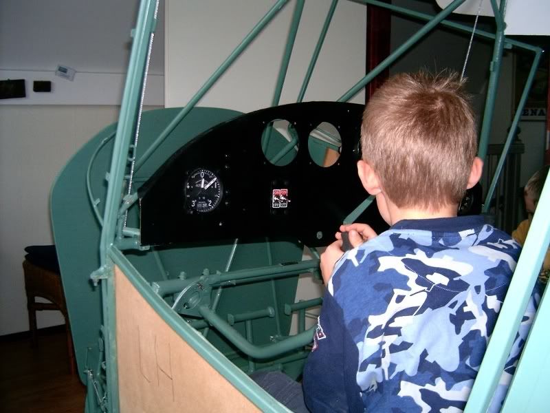 071104AusterAlfons009.jpg