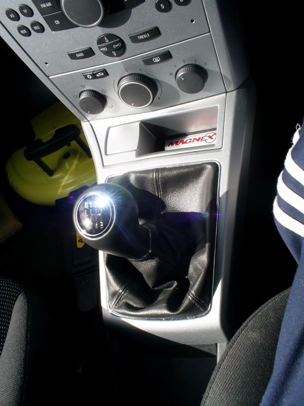 How To Fit a VXR Gear Knob Astra Owners Network