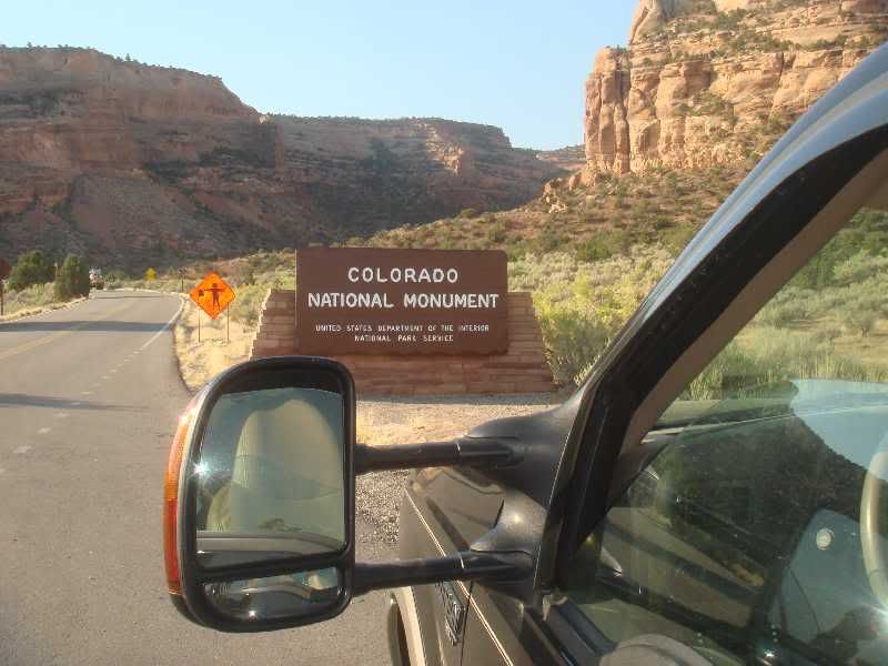 [Image: coloradomonument004.jpg]