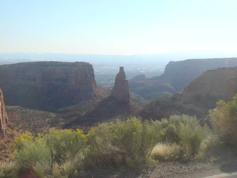 [Image: coloradomonument031.jpg]