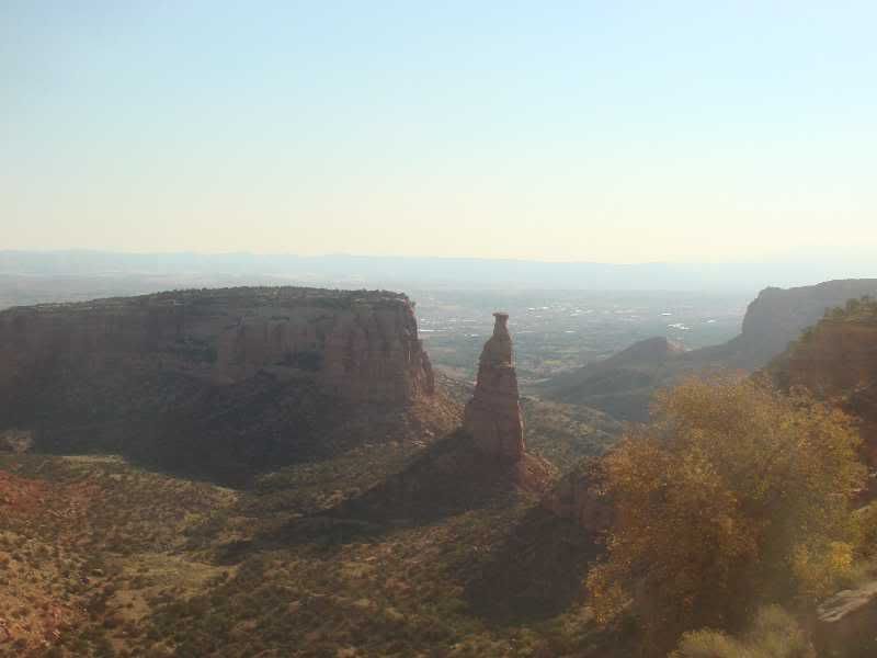 [Image: coloradomonument033.jpg]