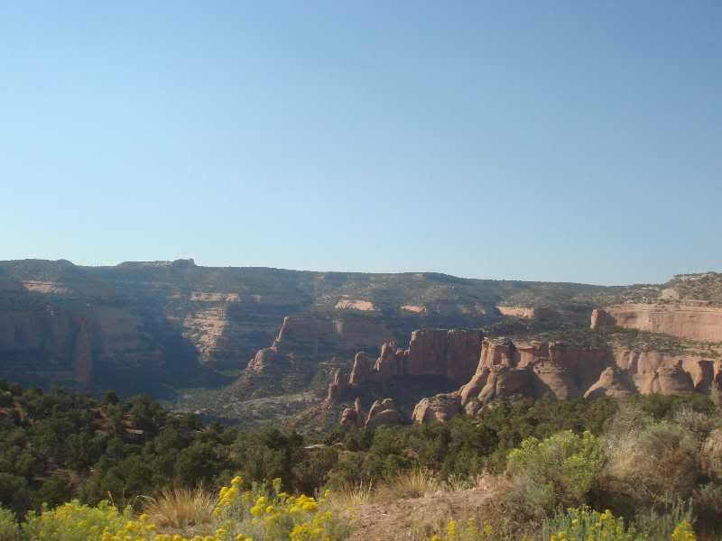 [Image: coloradomonument043.jpg]