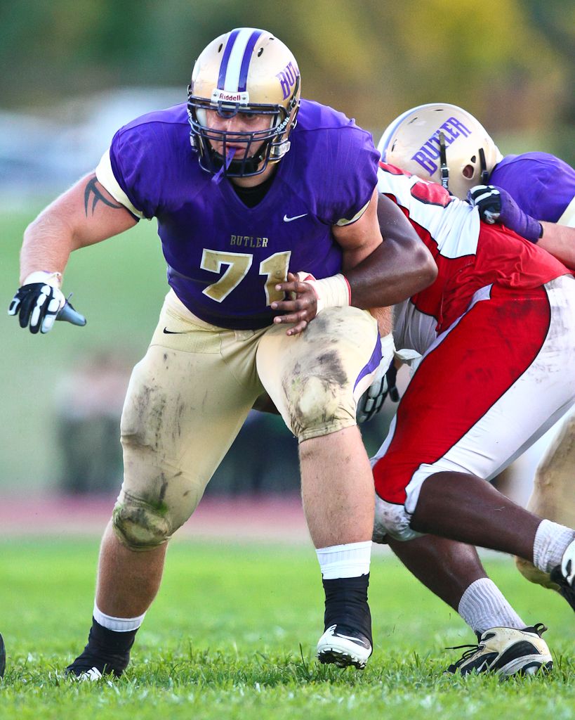 IMAGE: http://i137.photobucket.com/albums/q225/zivnuska/2010/ZZIV6676.jpg