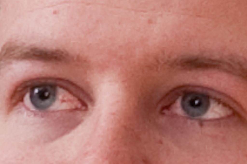 IMAGE: http://i137.photobucket.com/albums/q225/zivnuska/2010/ZZIV9371-2.jpg