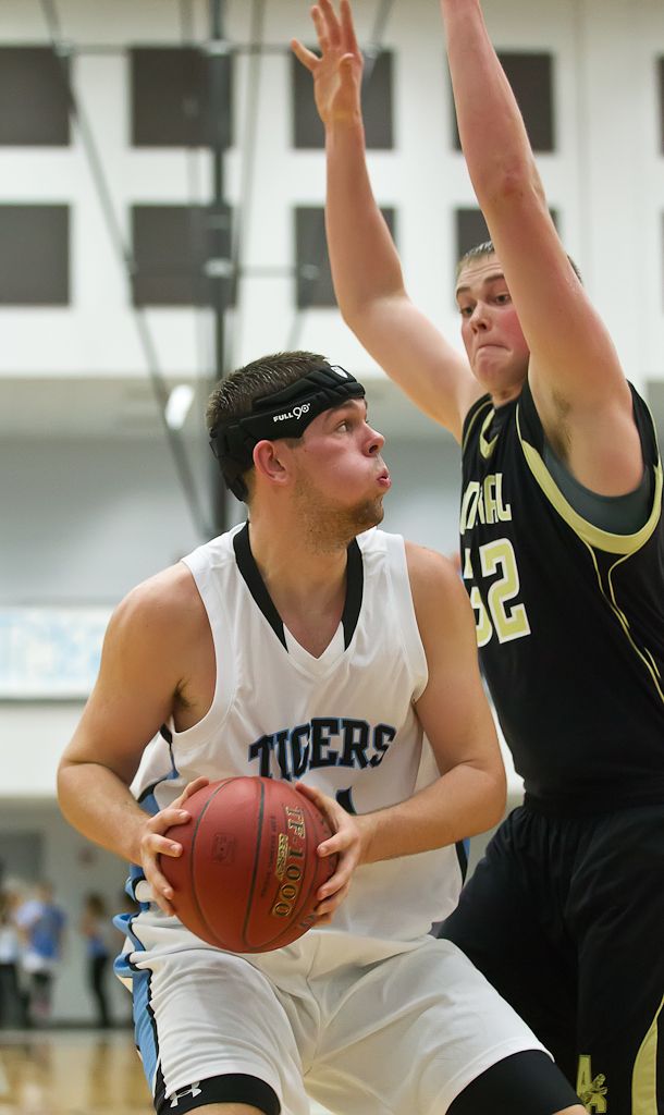 IMAGE: http://i137.photobucket.com/albums/q225/zivnuska/2012/PZIV0456-Edit-1.jpg