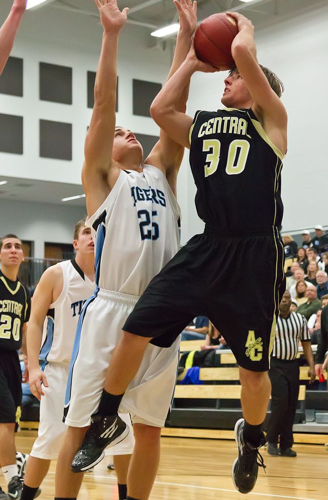 IMAGE: http://i137.photobucket.com/albums/q225/zivnuska/2012/PZIV0531-Edit-1.jpg