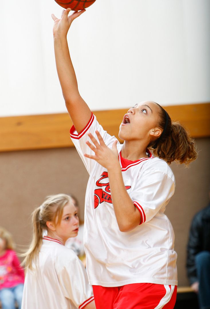 IMAGE: http://i137.photobucket.com/albums/q225/zivnuska/320.jpg