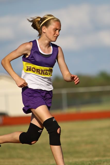 IMAGE: http://i137.photobucket.com/albums/q225/zivnuska/MS-Conf-Track-205.jpg