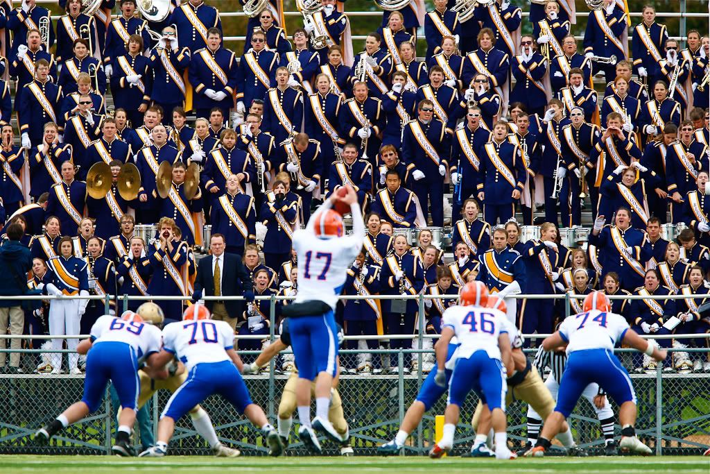 IMAGE: http://i137.photobucket.com/albums/q225/zivnuska/_ZIV5109-Edit.jpg