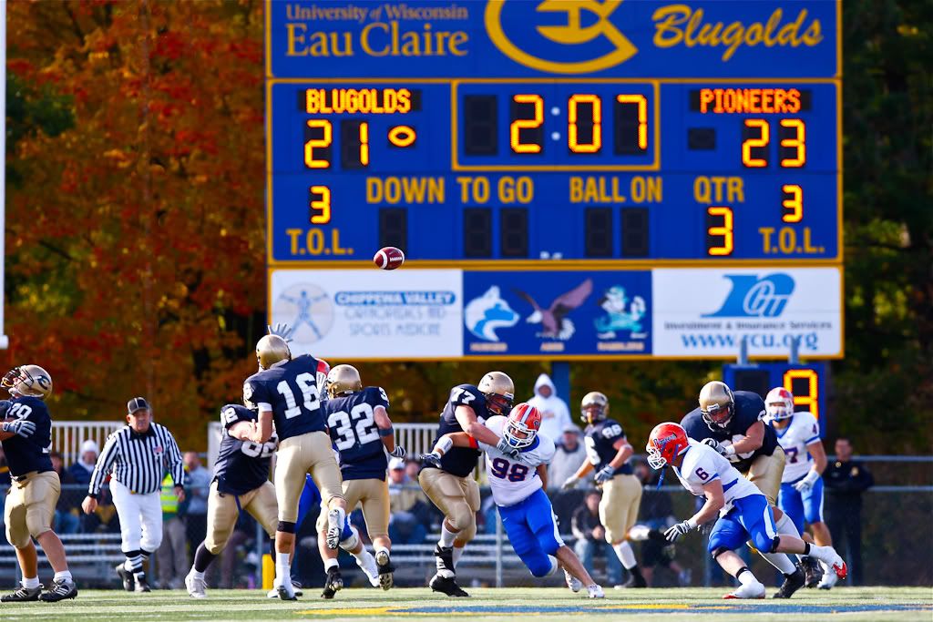 IMAGE: http://i137.photobucket.com/albums/q225/zivnuska/_ZIV5388-Edit-Edit.jpg