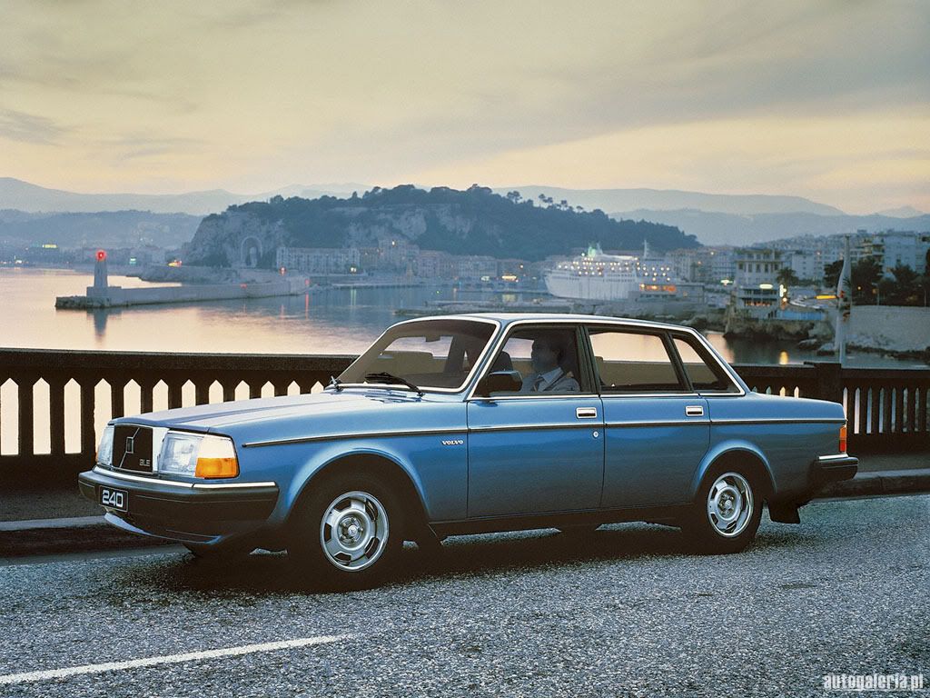 volvo_240_gle_1983_02_m.jpg