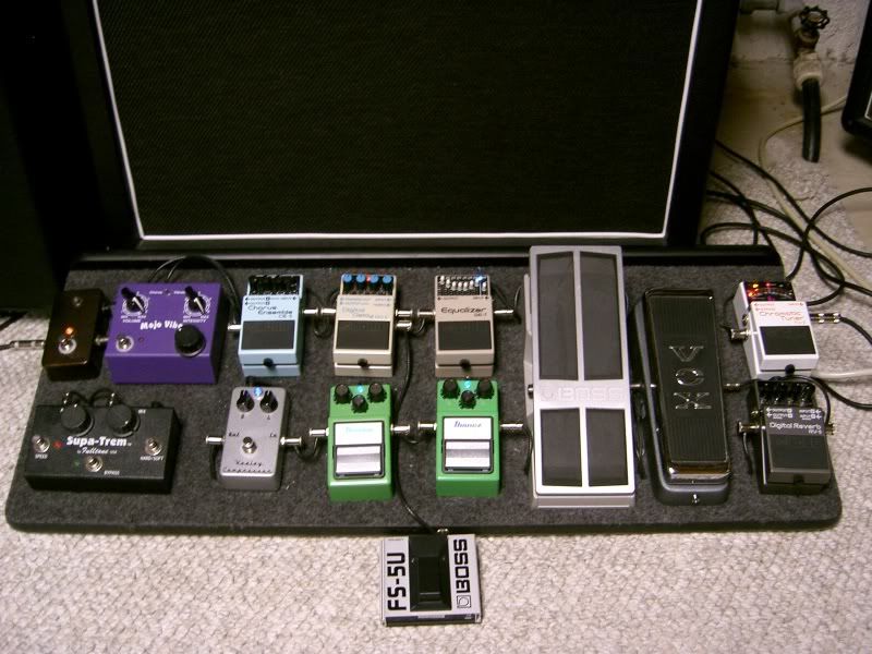 Pedalboard.jpg