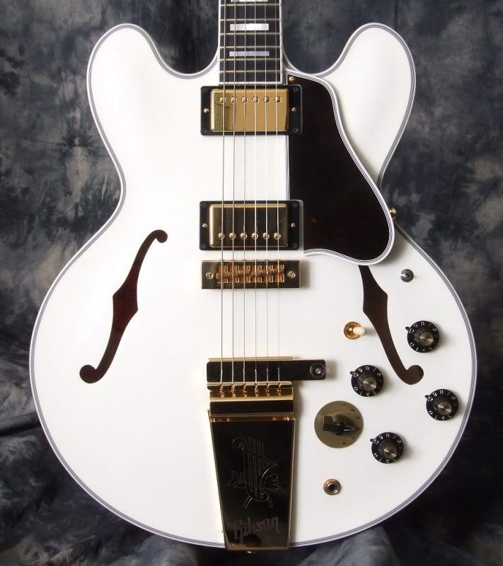 Gibson_Alex_Lifeson_ES-335_demo_top.jpg