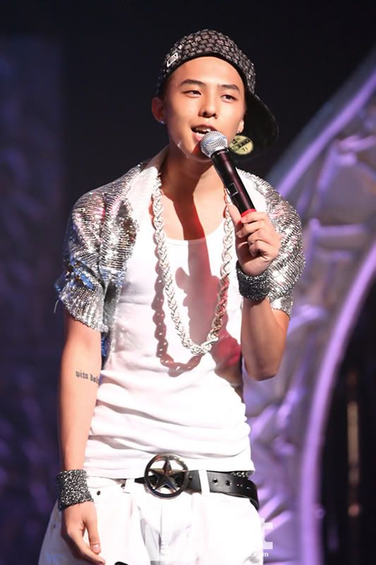 g-dragon Pictures, Images and Photos