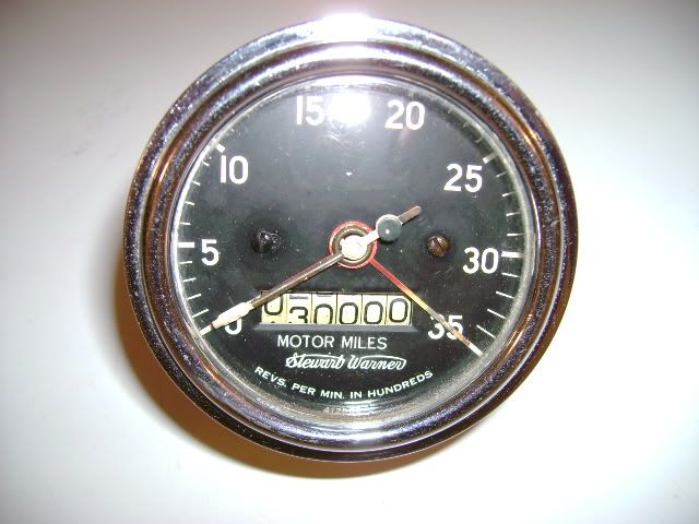 Tachometer001.jpg