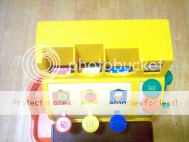 Vintage FISHER PRICE TOY CASH REGISTER with w/ 5 Coins 1974  