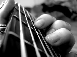 https://i137.photobucket.com/albums/q235/kietasvaikis/Guitar_2.jpg