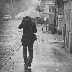 https://i137.photobucket.com/albums/q235/kietasvaikis/Raindrops_by_Roinja.jpg